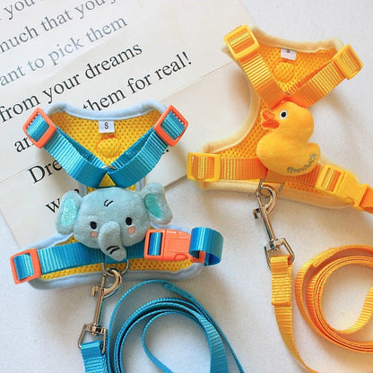 Collar y arnés ajustable para bulldog francés. Correa con estampado animal para perros pequeños y medianos.